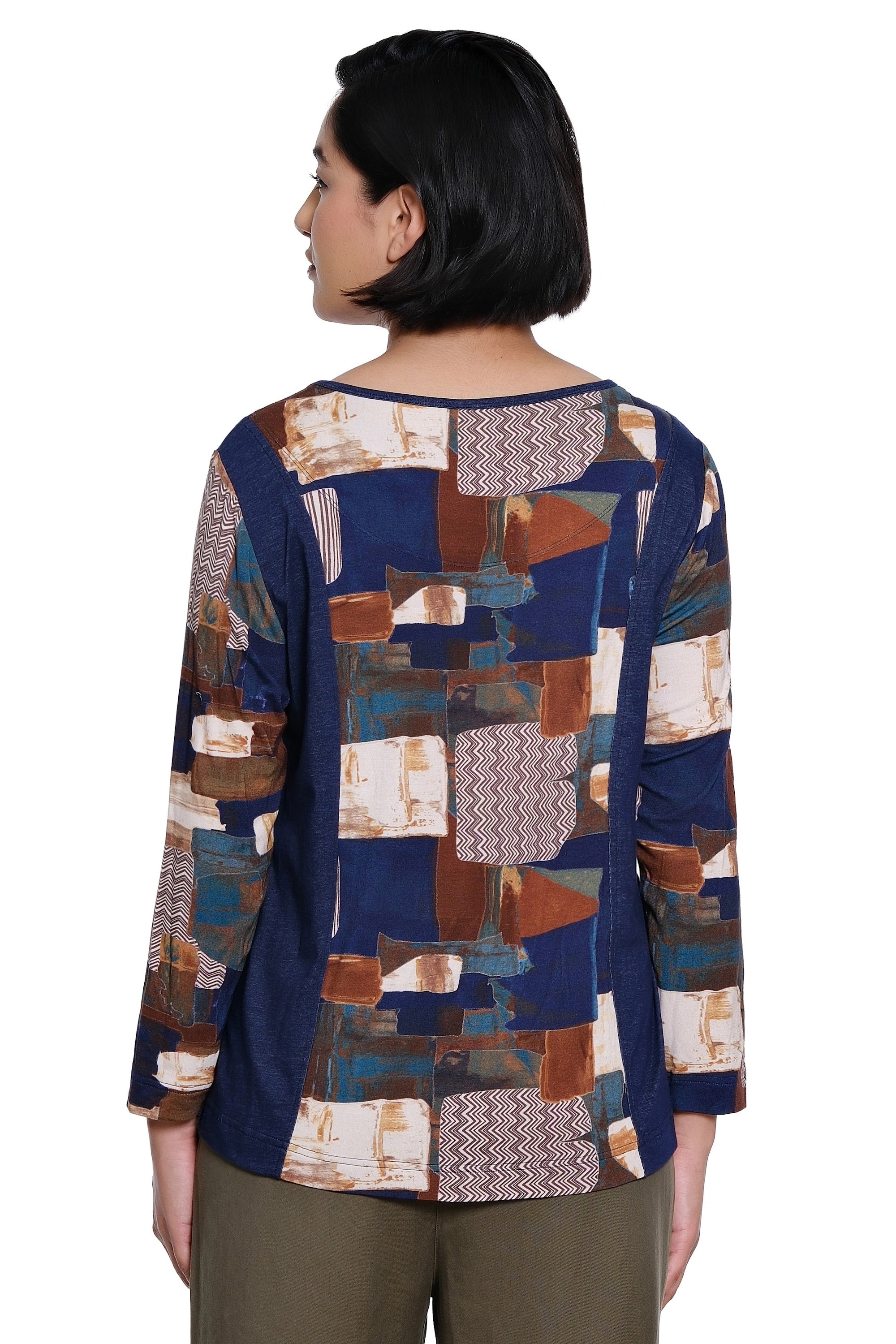 Printed Knit Popover Top with V-Neck and Long Sleeves - Petite - Navy Multi - view 2
