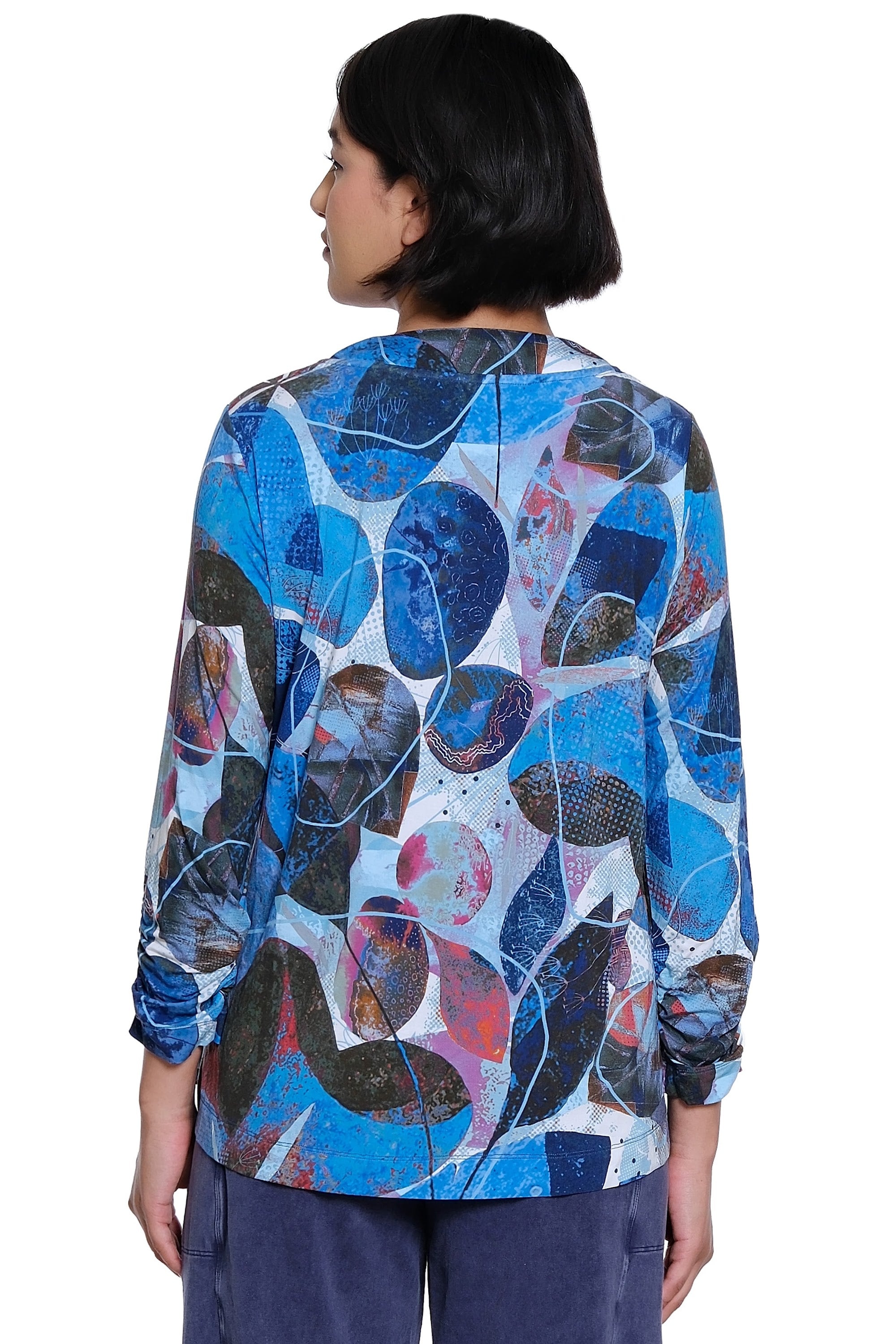 Printed Knit Popover with V-Neck Button Detail and 3/4 Sleeves - Plus - Blue Floral - view 2