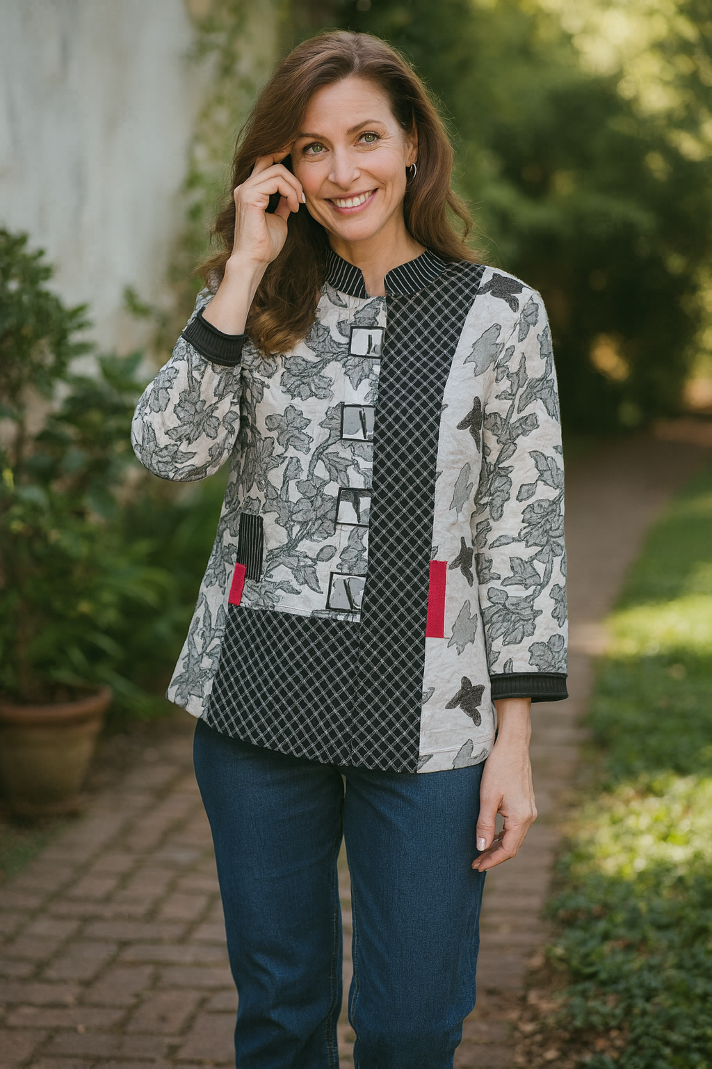 Woven Jacquard Tunic with Stand Collar - Plus - Black/White